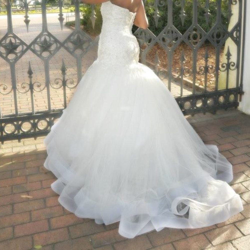 PRICE DROP!! Alfred Angelo Cinderella 216 Wedding dress!